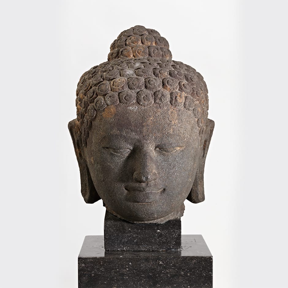 head of the buddha image